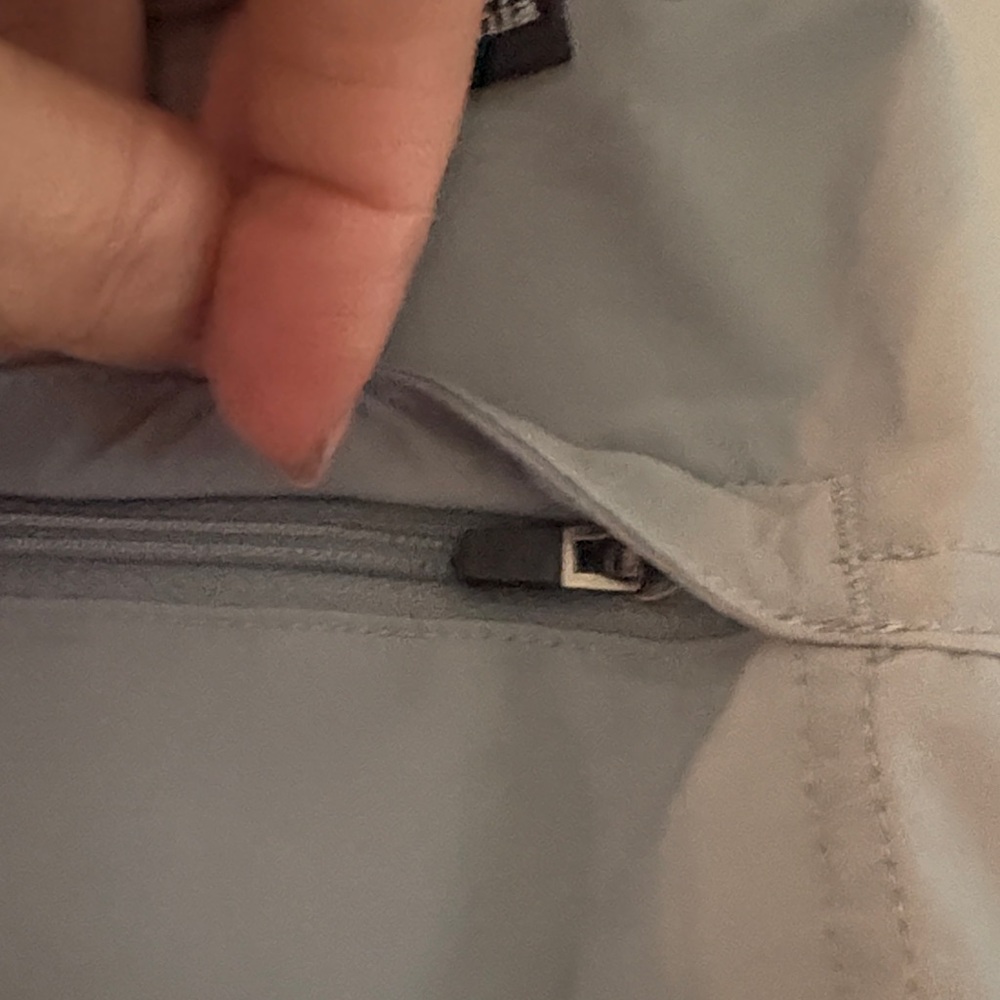 Pantagonia Gray Cropped Pants - Picture 10 of 12